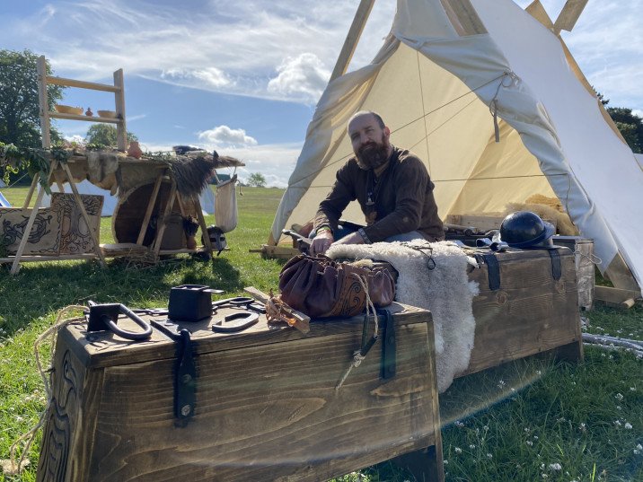 Authentic - Reenactment & Living History uk - Bushman Survival