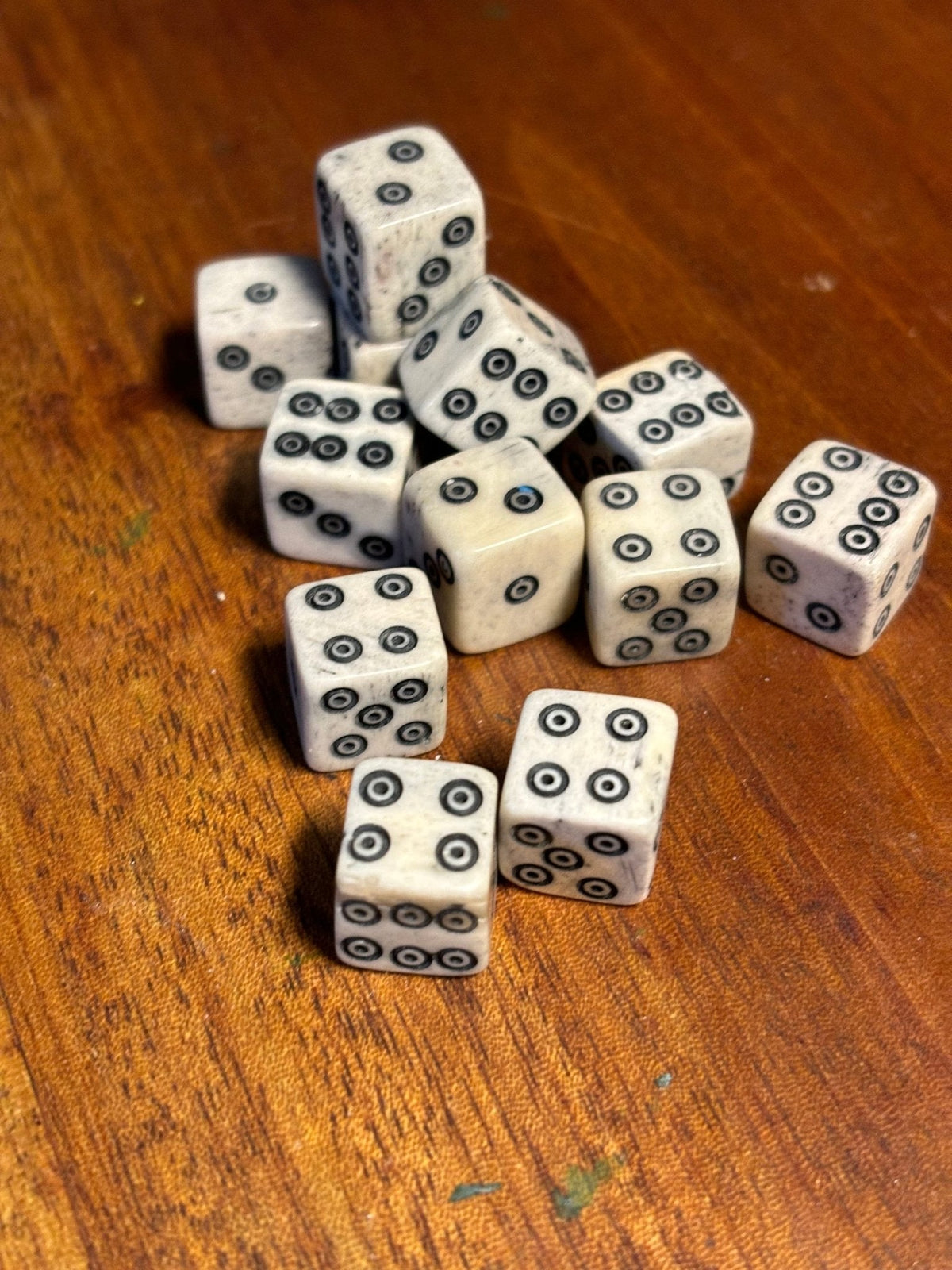 Bone Dice — Viking & Medieval, Hand-Carved - Bushman Survival