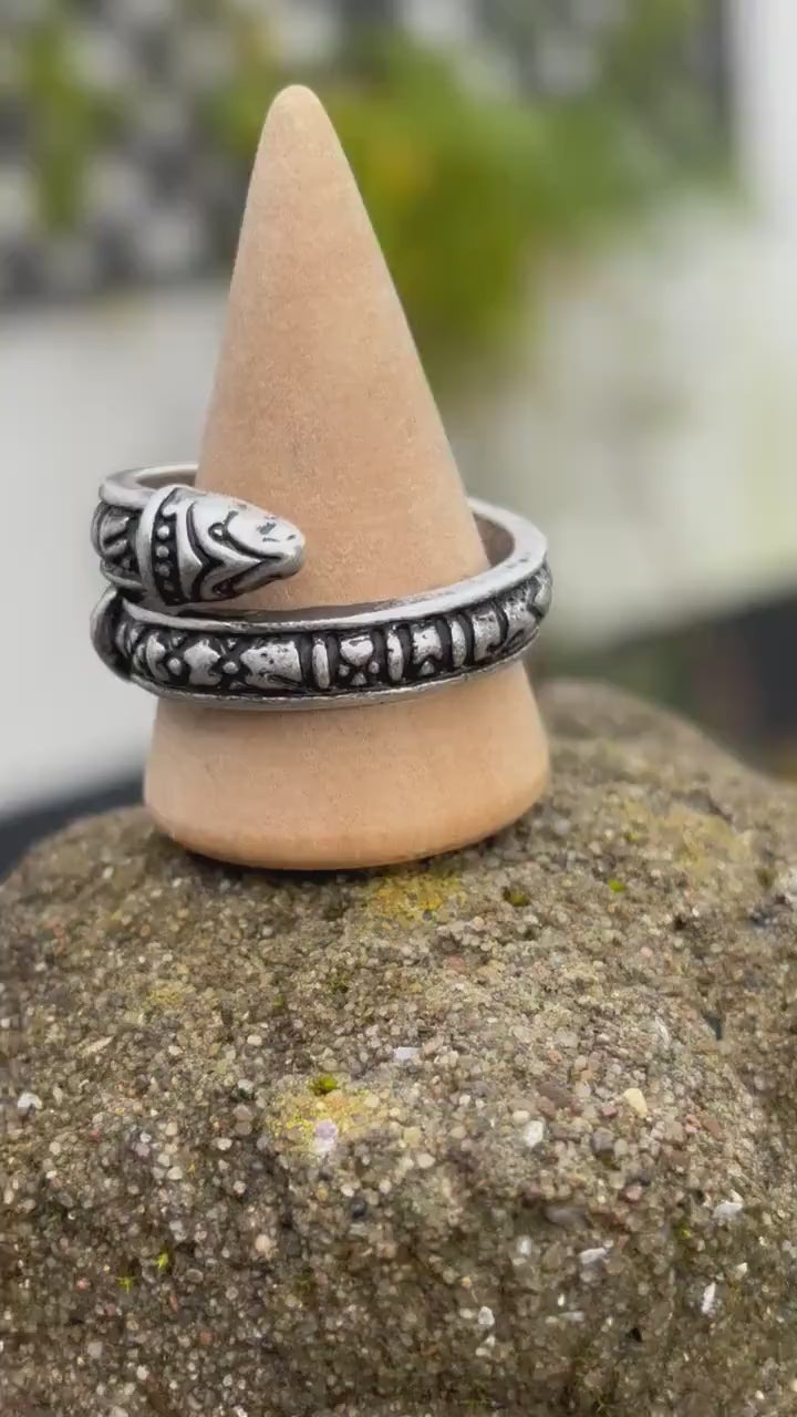 Viking Ring, Loki’s Snake