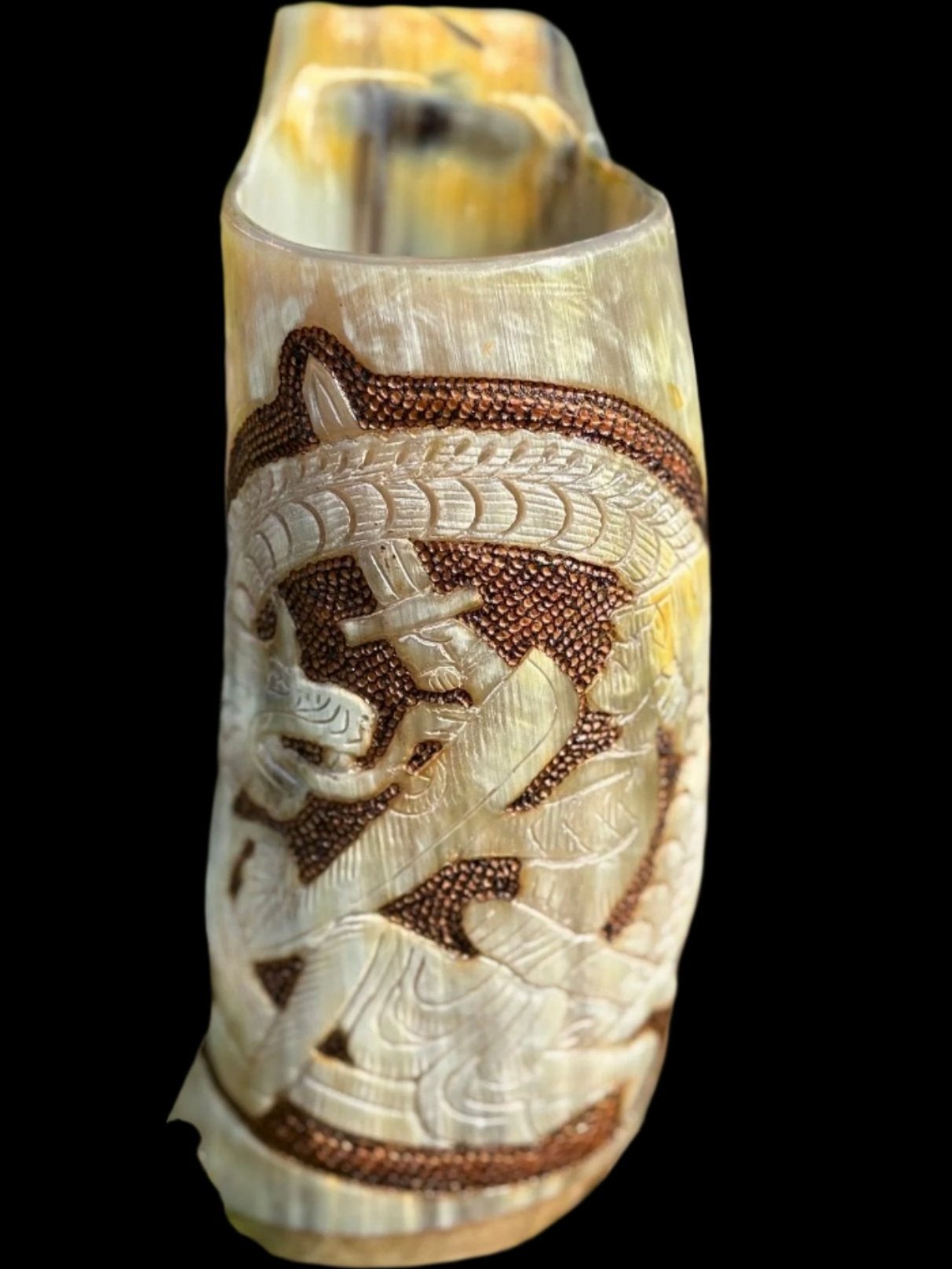Sigurd and Fafnir — The Dragon Slayer Viking Horn Tankard - Bushman Survival