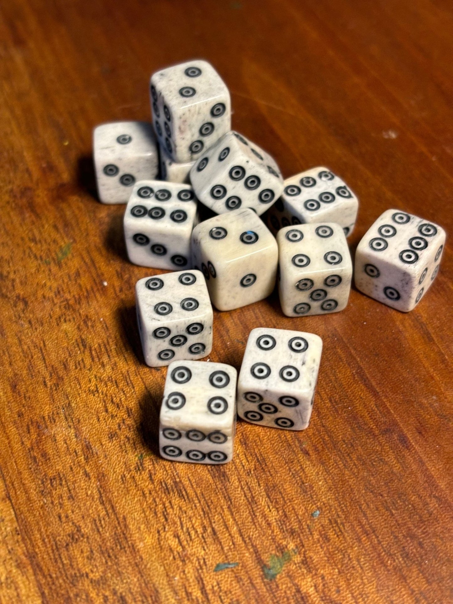 Viking Dice, Medieval Bone Dice - Bushman Survival