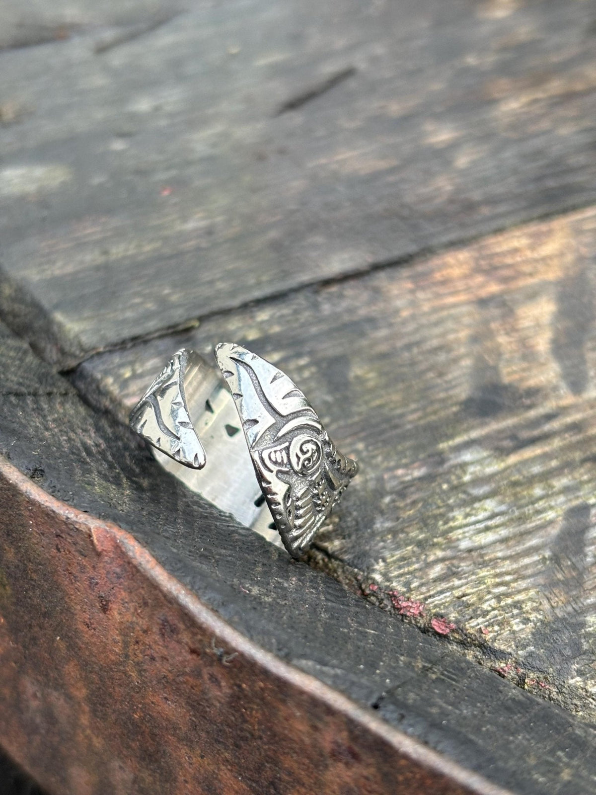 Viking Ring — Odin's Wolves, Geri & Freki - Bushman Survival