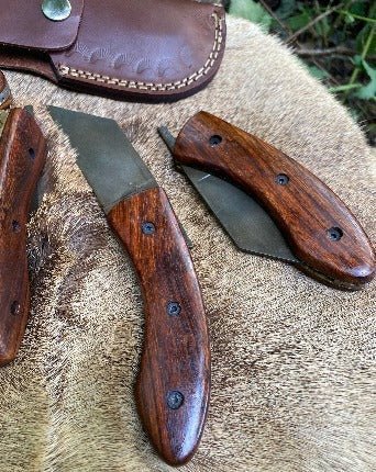 Folding Seax Pocket Knife! - Bushman Survival