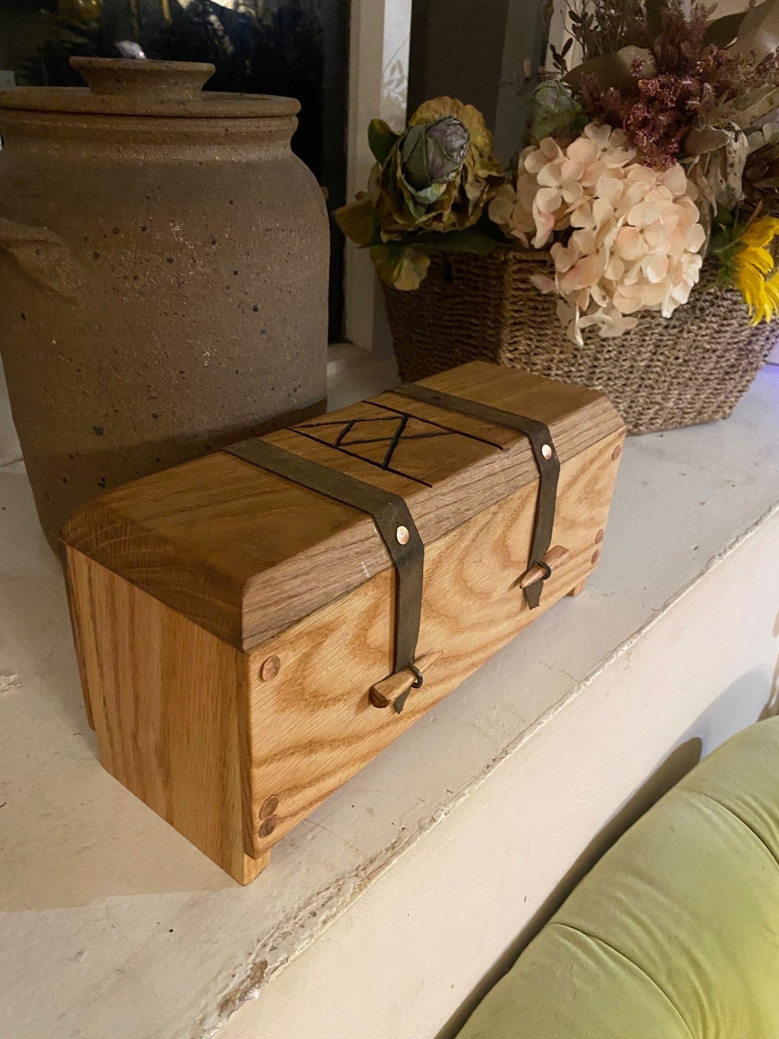 Whiskey Smoker Kit - Made from a 20 year old whiskey barrel - Cocktail, Gin, Vodka Smoker - Bushman Survival