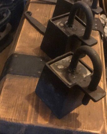 Birca Viking Padlock — Medieval Spring Lock - Bushman Survival