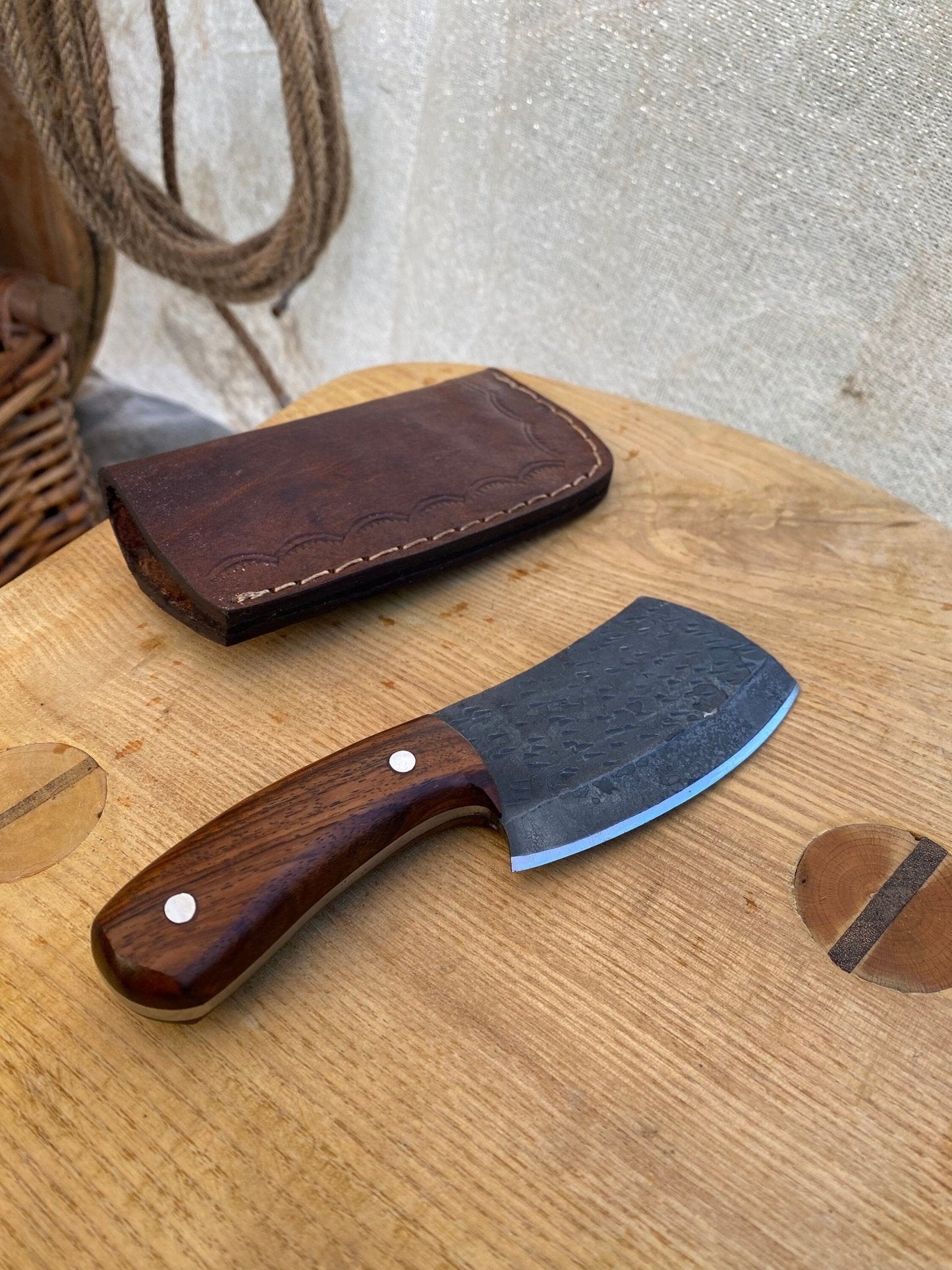 Mini Kitchen Hatchet! - Bushman Survival